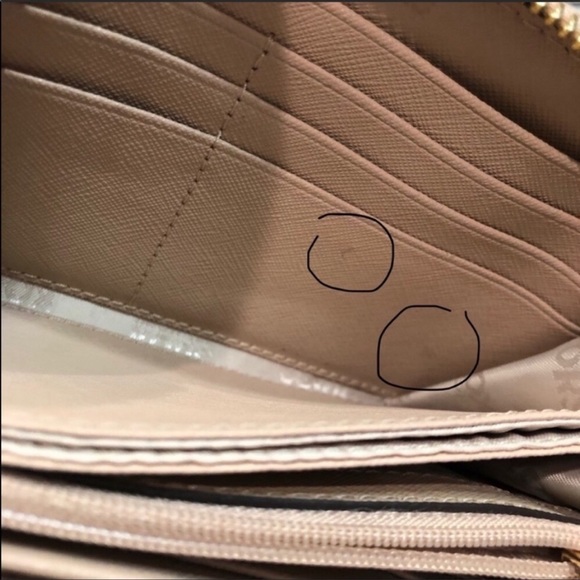 NWOT Michael Kors Nude Clutch Crossbody with Detachable Wallet - Picture 4 of 8